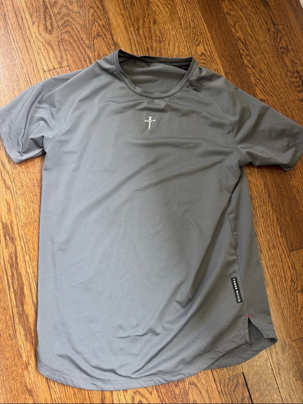 Men's Gray Performance Short Sleeve Tee